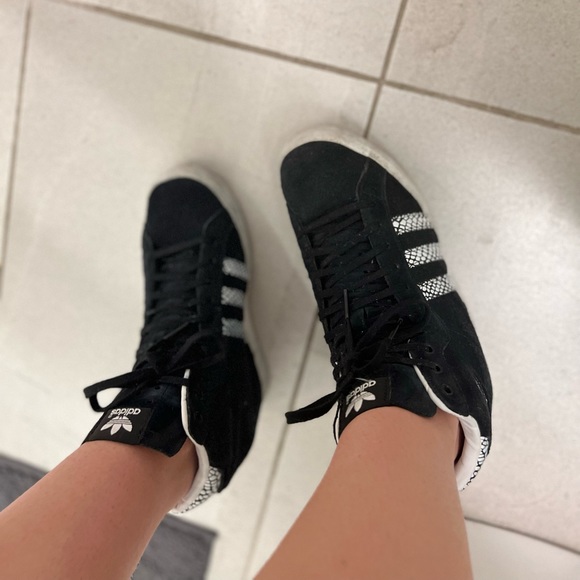 Wedge-heel sneakers - Picture 2 of 3